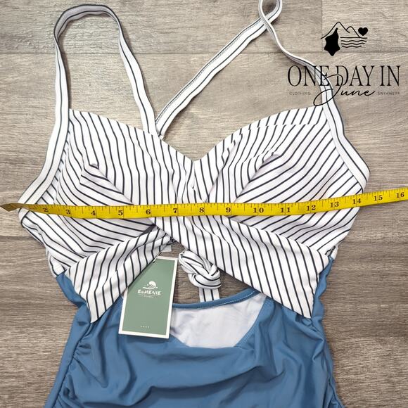 Eomenie Cross Front Cut Out One Piece Swimsuit Size S - Picture 5 of 7